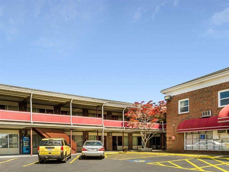 Econolodge Framingham-Boston Buitenkant foto