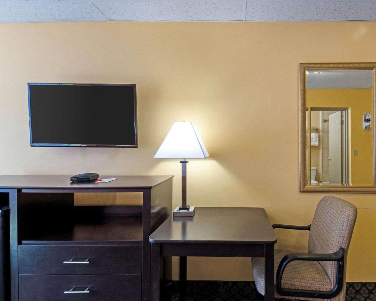 Econolodge Framingham-Boston Buitenkant foto